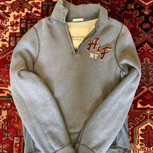 Men’s Abercrombie & Fitch pull over sweatshirt